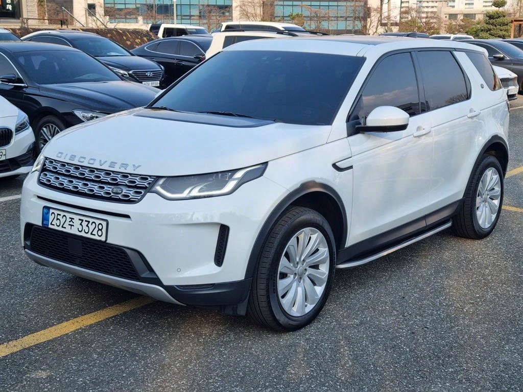 Land Rover Discovery Sport P250 Dynamic SE 4