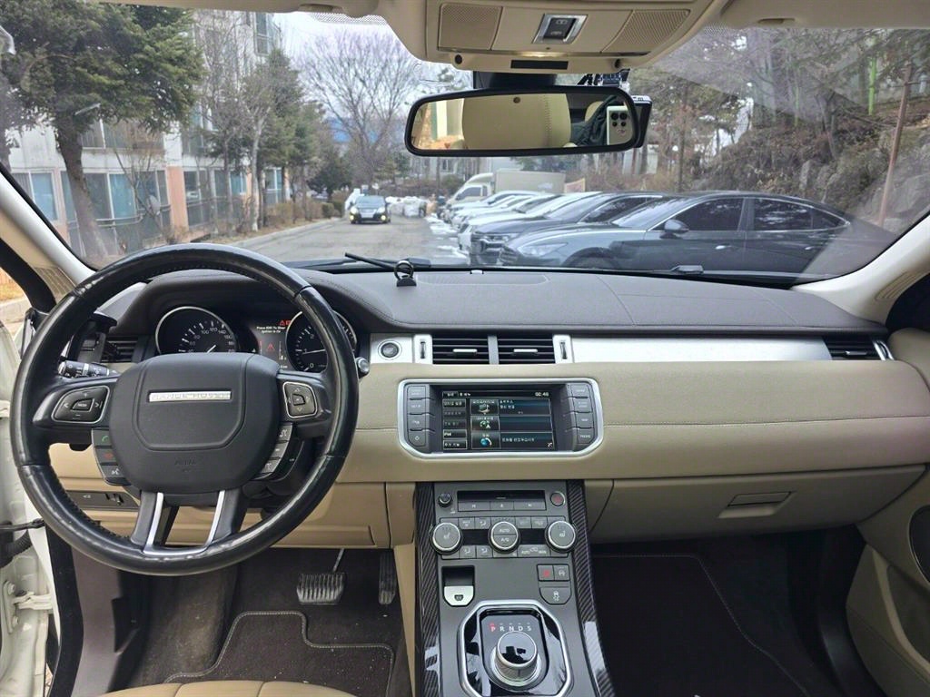 Land Rover Range Rover 2.2 SD4 Pure 8
