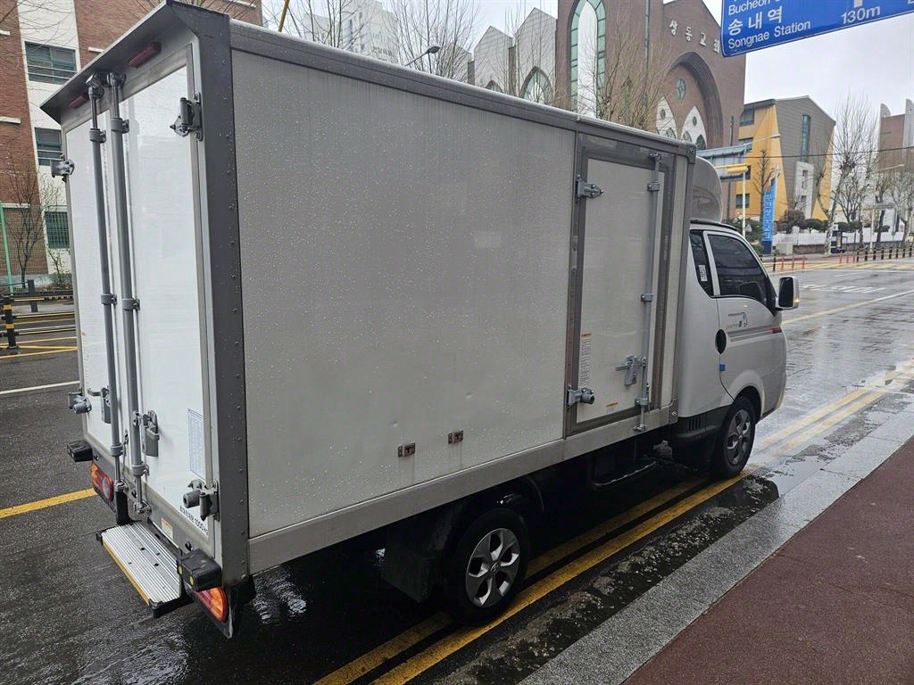 포터2 1톤 냉동탑