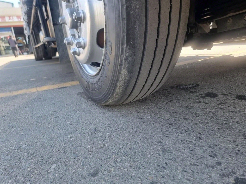 메가트럭 280 카고 4.5톤 수동