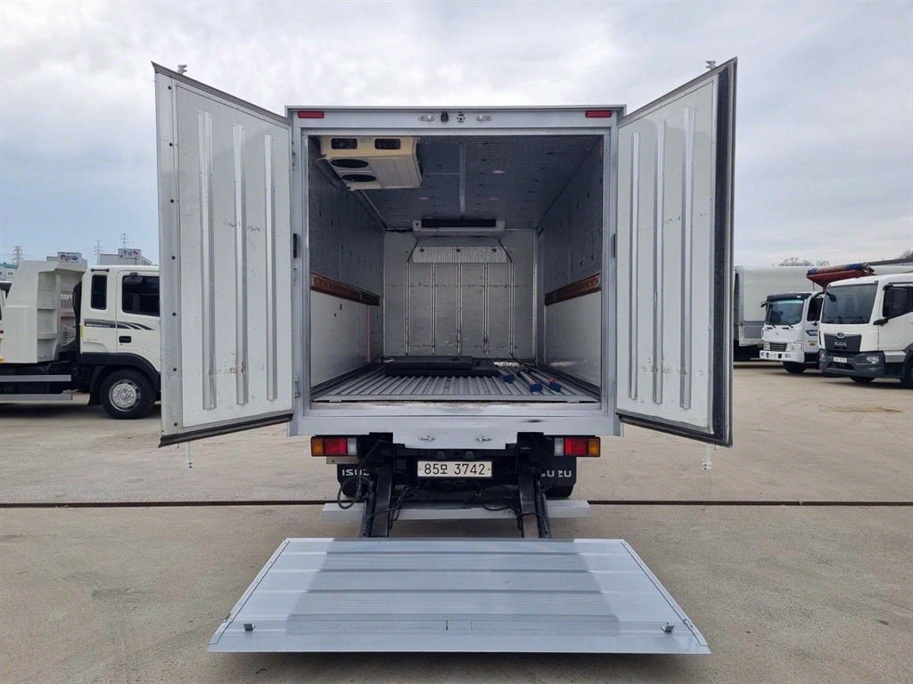 이스즈 엘프 3.5톤 냉장탑 투냉 5