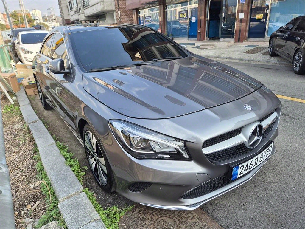 Mercedes-Benz CLA-Class CLA250 4MATIC 4