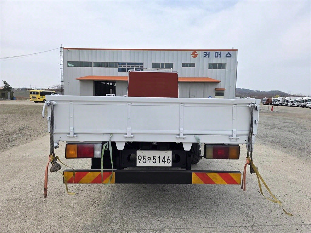 현대 메가트럭 단바리 카고 4.5톤 수동 3