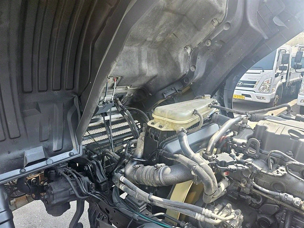 메가트럭 260 단바리 카고 4.5톤 수동