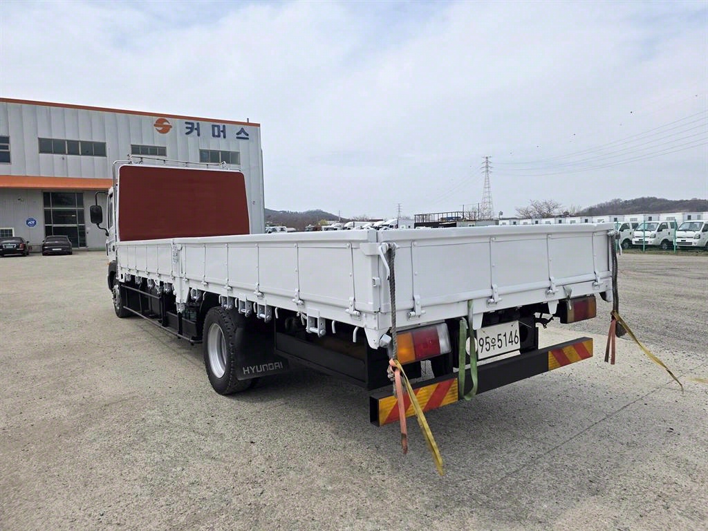 현대 메가트럭 단바리 카고 4.5톤 수동 5