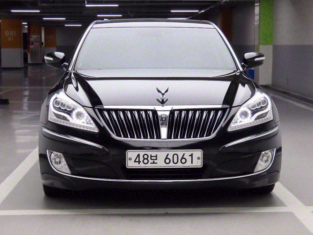 [현대] 에쿠스(신형) VS500 프레스티지 연식:2012,미션:오토,주행거리:85,536km,연료:휘발유,색상:검정색