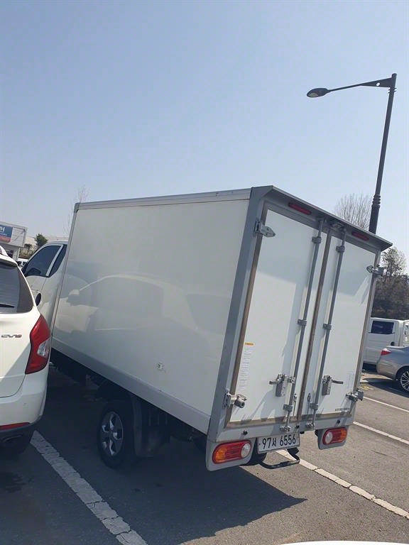 포터2 1톤 냉동탑