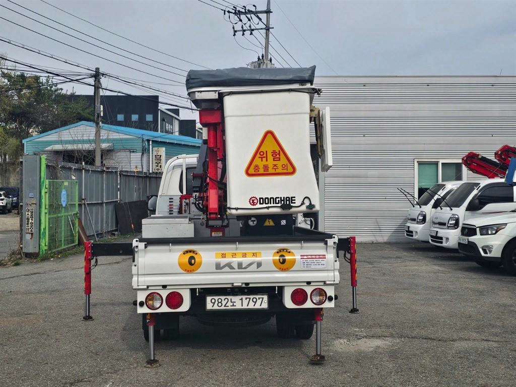 고소작업차 동해기계항공 봉고3 1톤