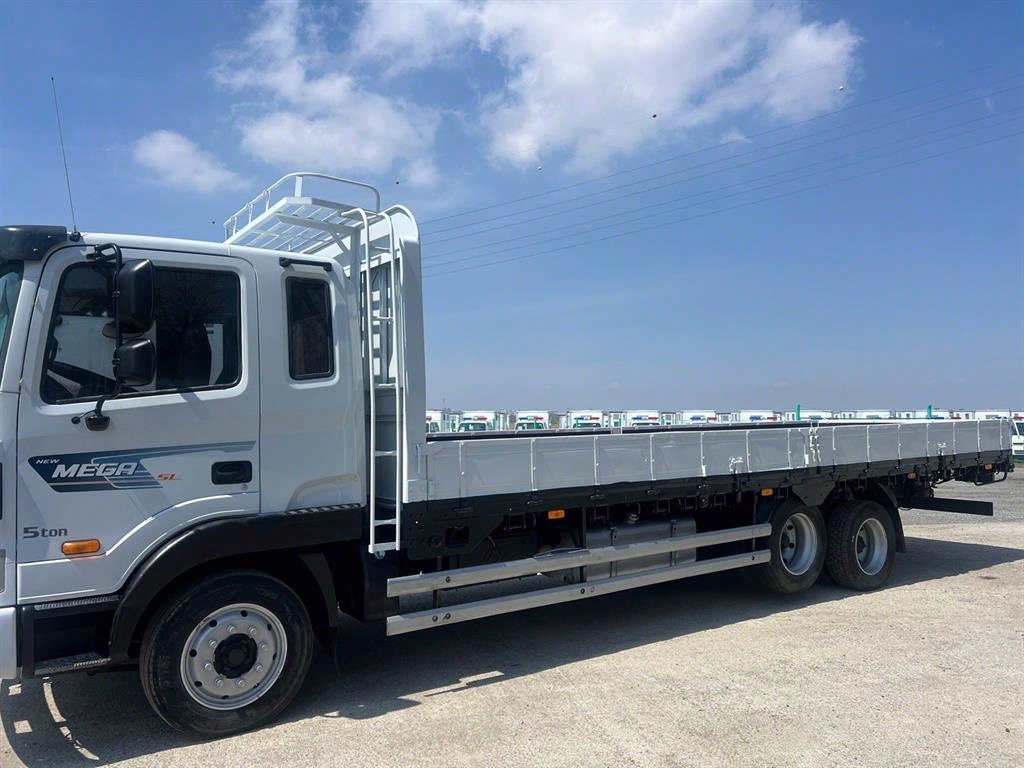 현대 메가트럭 280 카고 4.5톤 수동 8