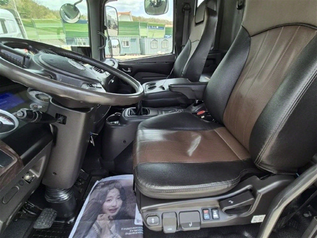 메가트럭 카고 8.5톤 수동
