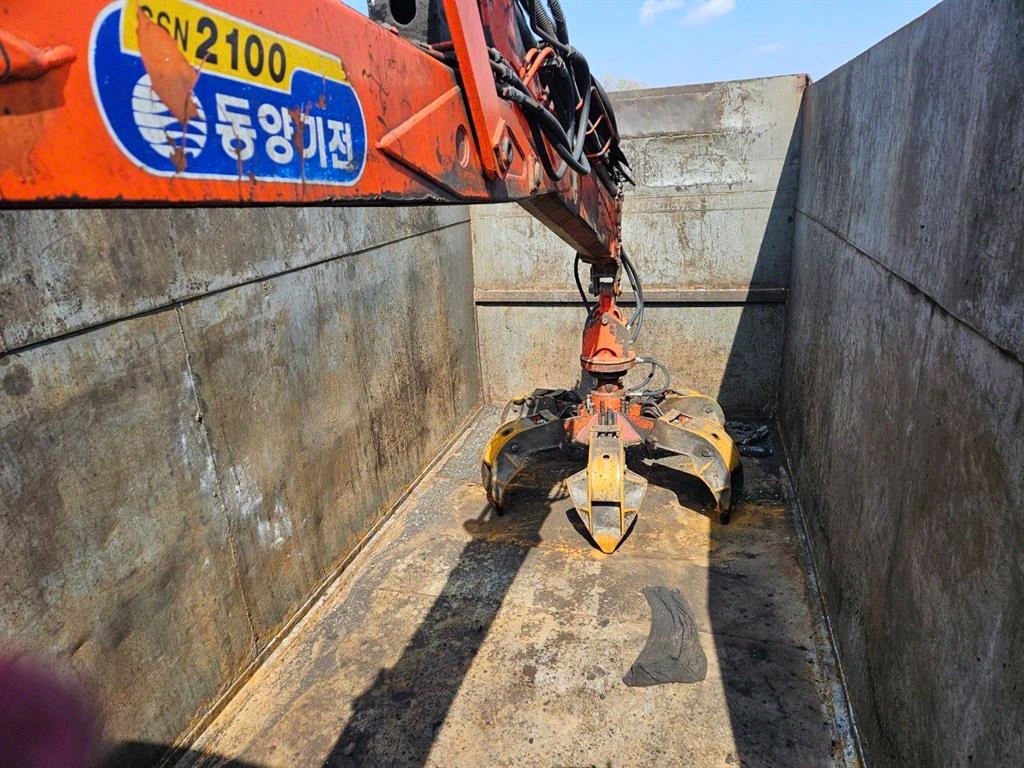 메가트럭 집게차 5톤 수동 없음(순정)
