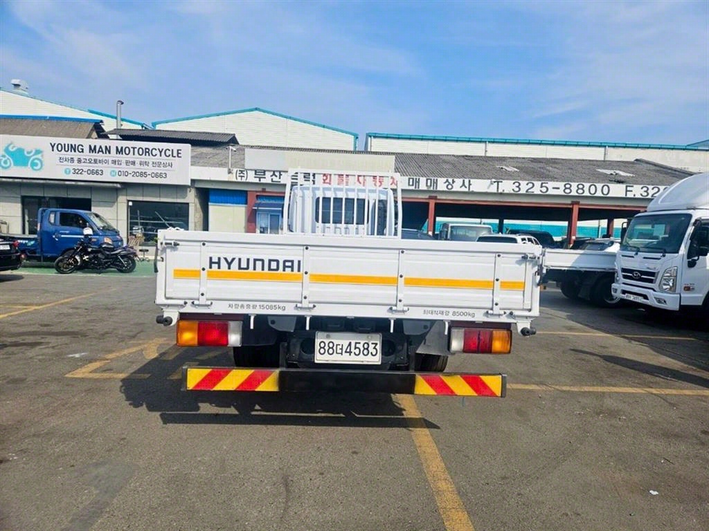 메가트럭 250 단바리 카고 5톤 수동