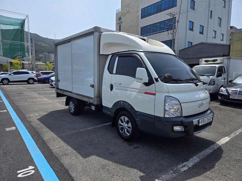 포터2 1톤 냉동탑