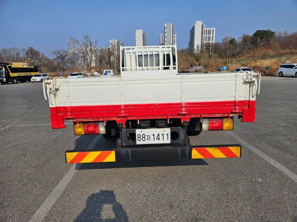 메가트럭 250 카고 5톤 수동