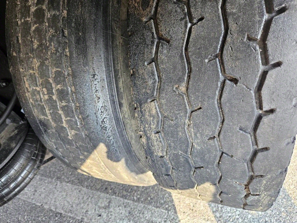 메가트럭 250 카고 4.5톤 수동