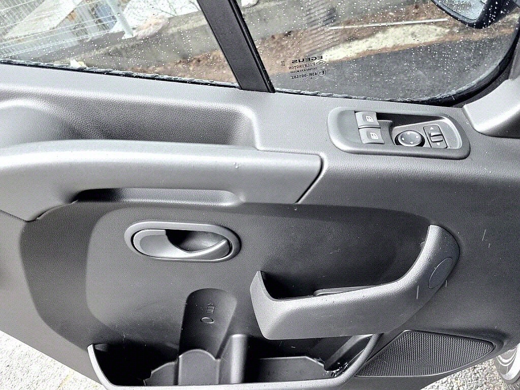 Renault Master Camping Car 6