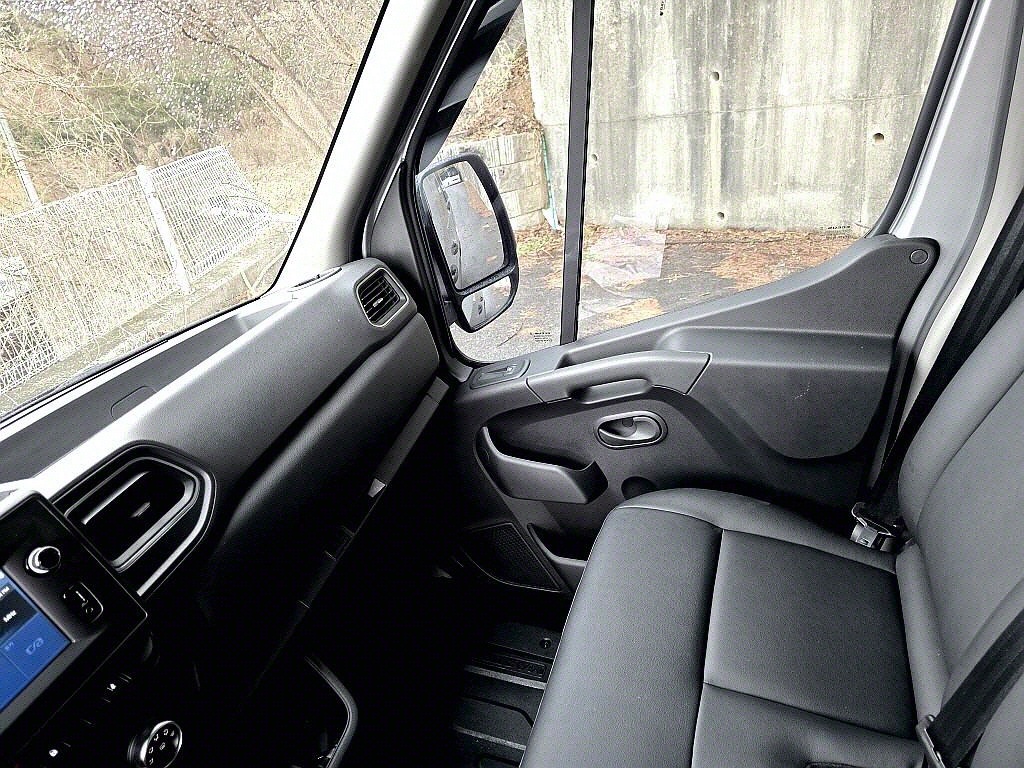 Renault Master Camping Car 8