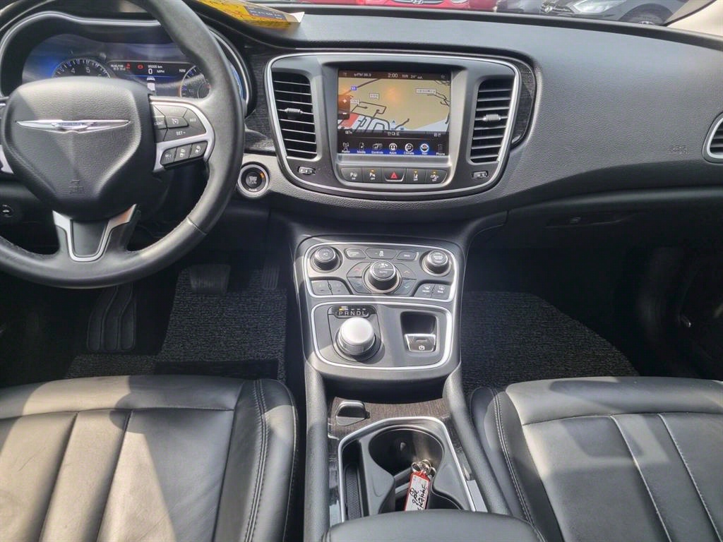 Chrysler 200 2.4 C 9