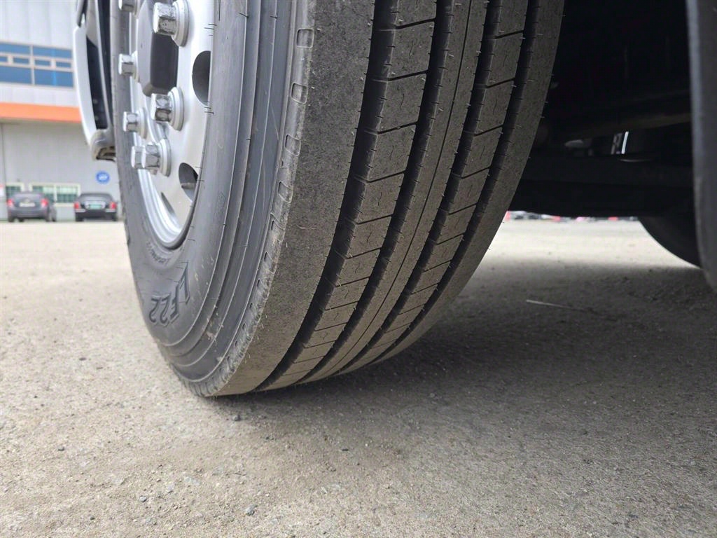 노부스 냉동윙 4.5톤 수동