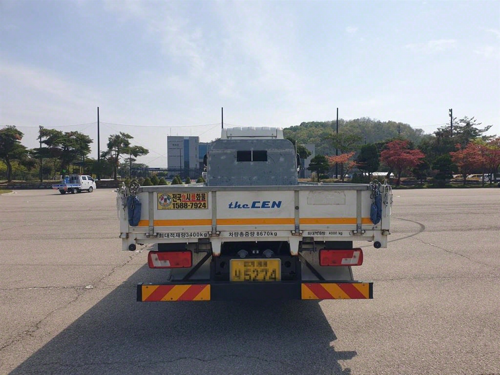 더쎈 3.5톤 카고