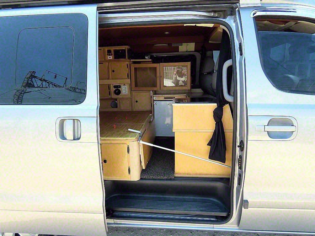 Hyundai Starex 4WD Camping Car 8