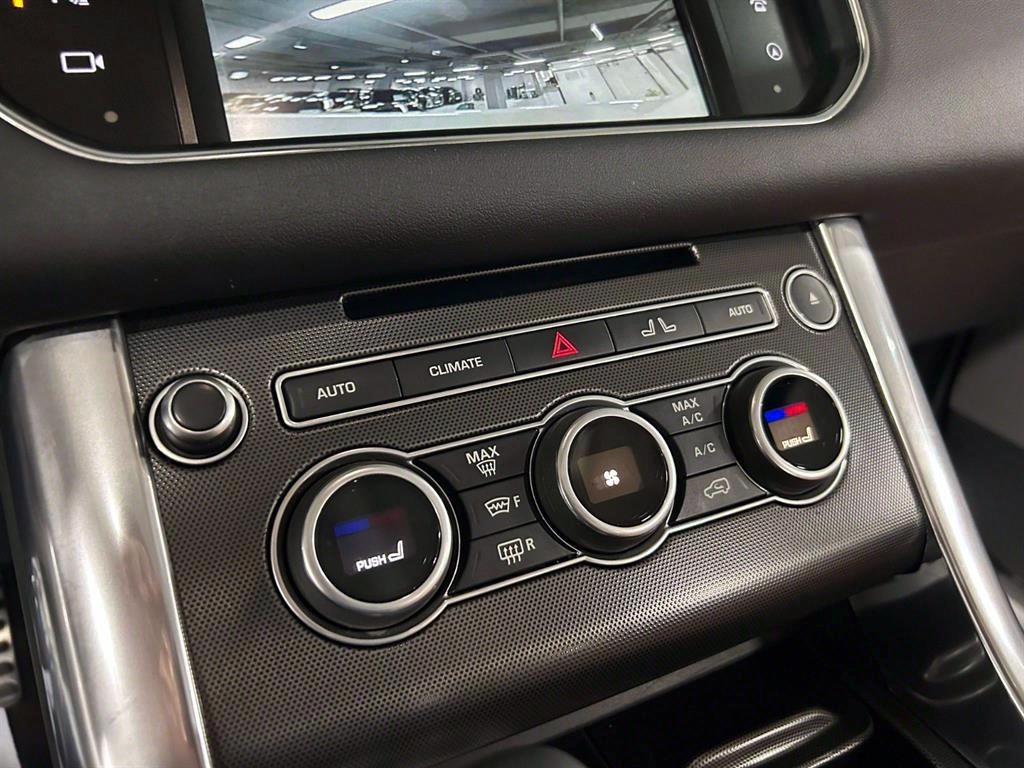 Land Rover Range Rover 3.0 SDV6 HSE Dynamic 10