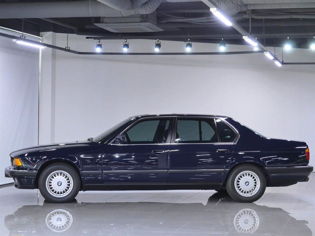 BMW 7시리즈 740 iL 사진 2/19