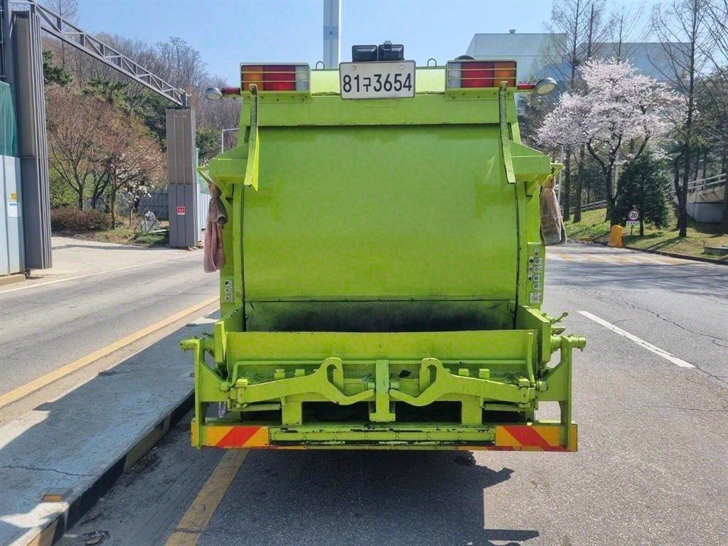 음식물차 메가트럭 5톤