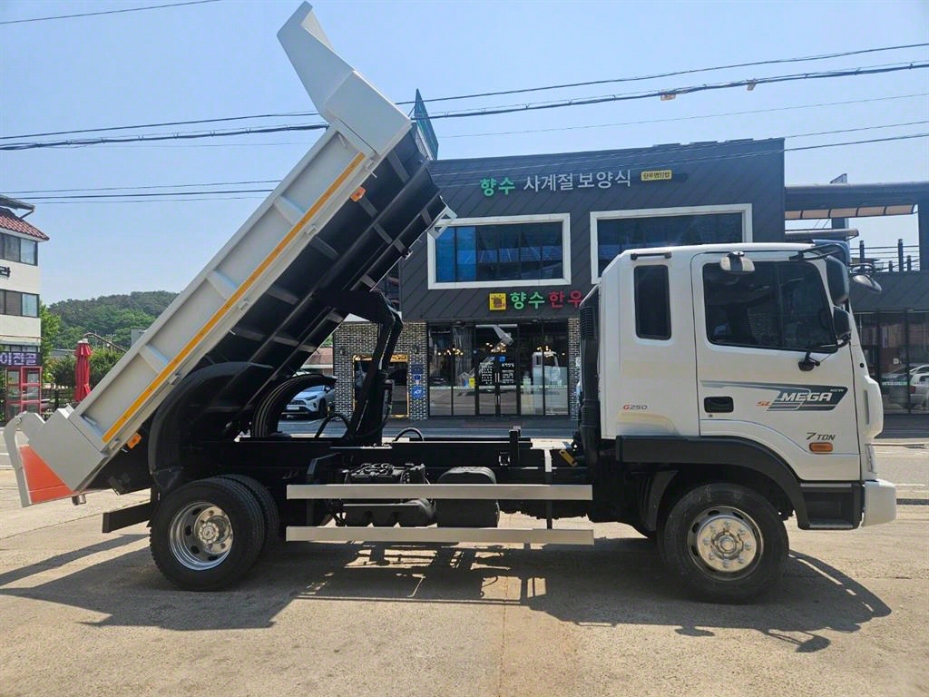 현대 메가트럭 화물덤프 5톤