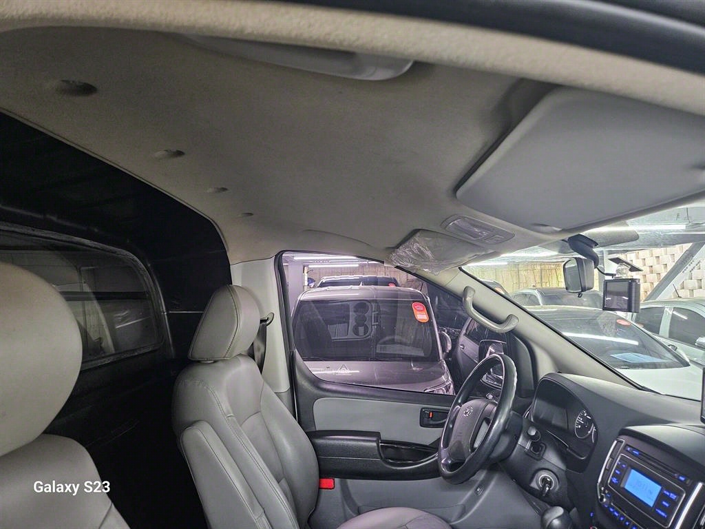 Hyundai Starex Smart 7