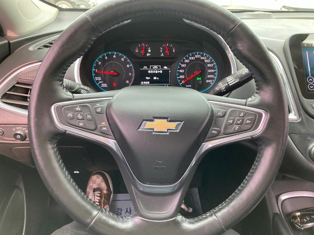 Chevrolet Malibu Gasoline 1.3 E- Turbo LT Deluxe 9