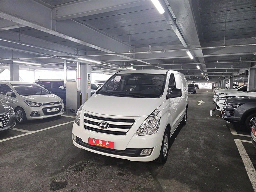 Hyundai Starex Smart
