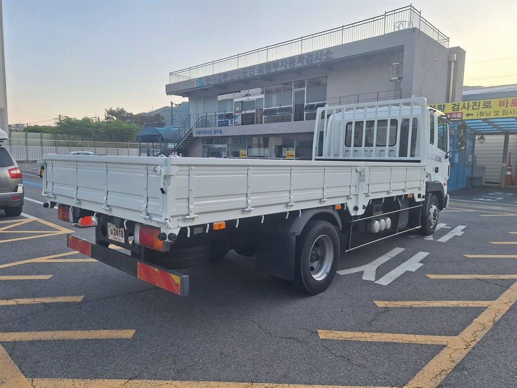 메가트럭 단바리 카고 5톤 수동