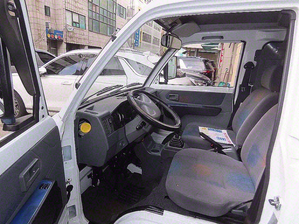 캠핑트럭