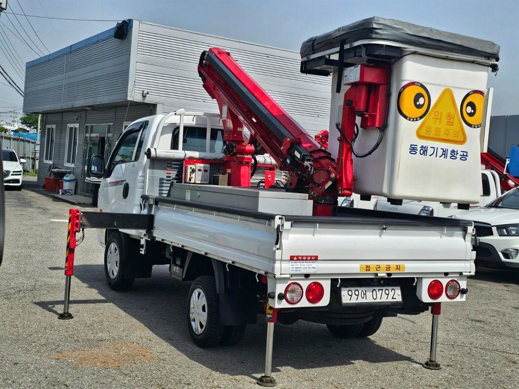 고소작업차 동해기계항공 봉고3 1톤
