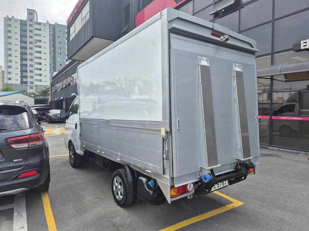 포터2 1톤 윙바디