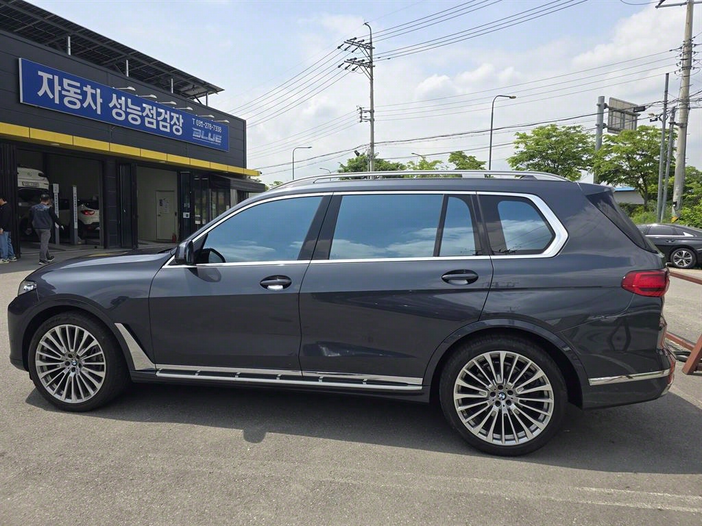 BMW X7 xDrive 30d M Sport 10