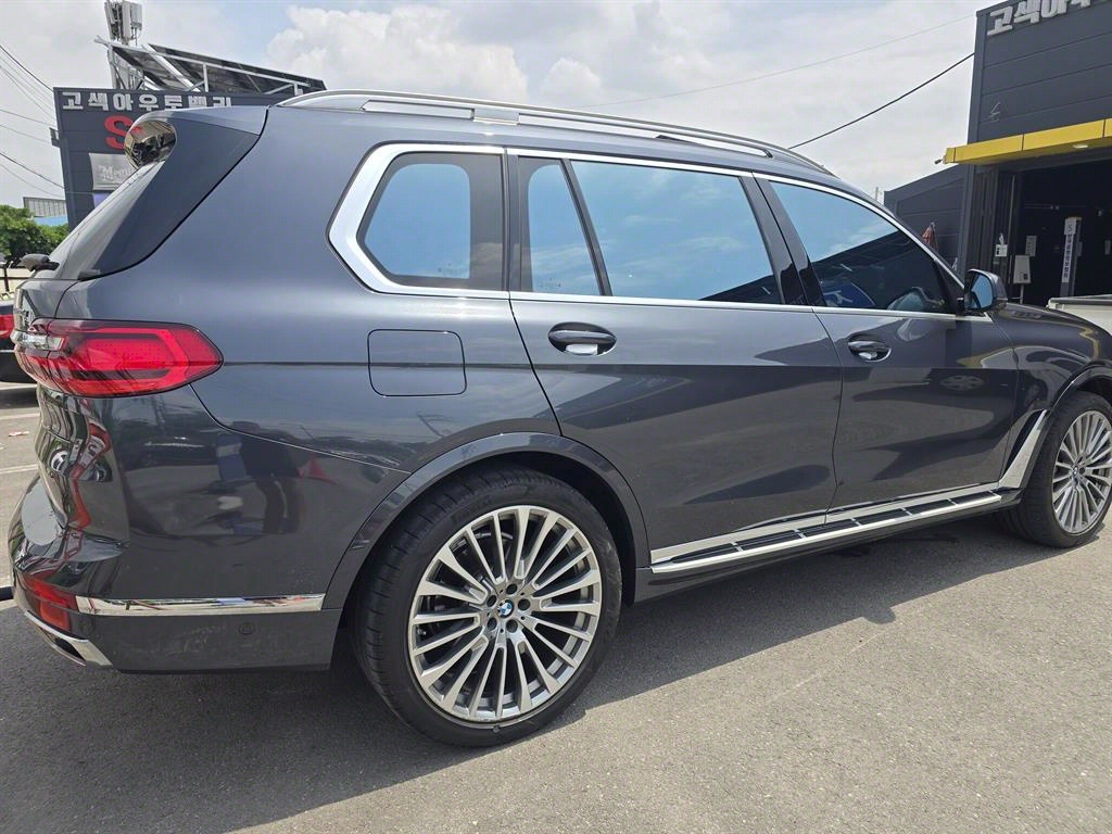 BMW X7 xDrive 30d M Sport 8