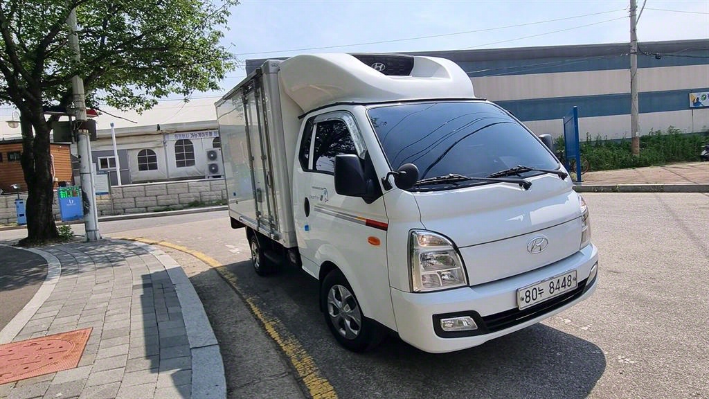 포터2 1톤 냉동탑
