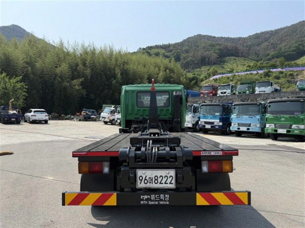 메가트럭 암롤 5톤 수동