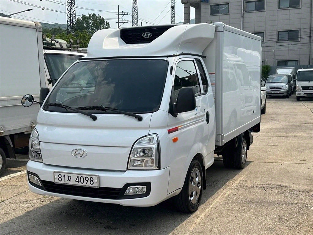 Hyundai Porter Super Cab/ Long Wheelbase/ CRDi Smart