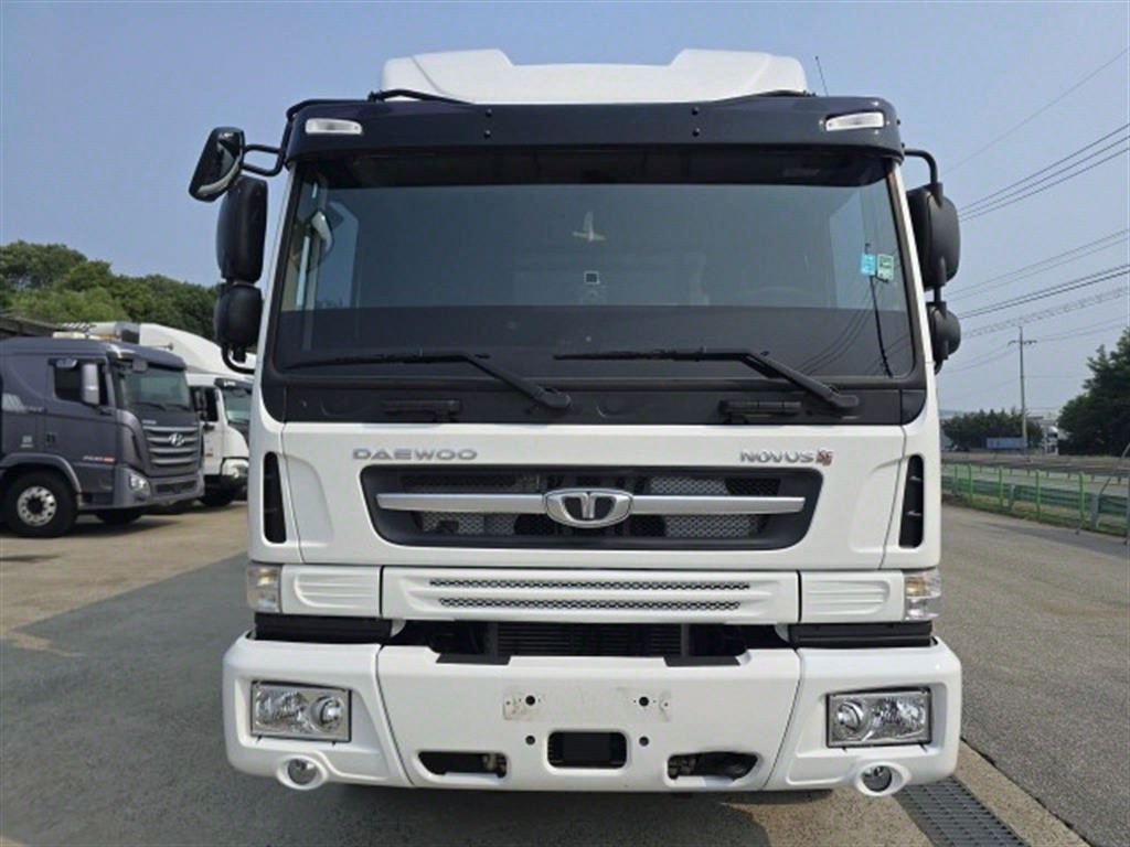 노부스 냉동윙 8.5톤 수동