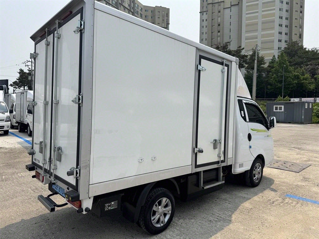 포터2 1톤 표준탑 전기