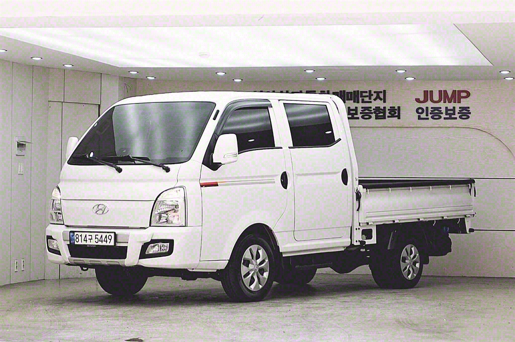 Hyundai Porter 1.0 Ton/ Double Cab/ Long Wheelbase/ CRDi Premium