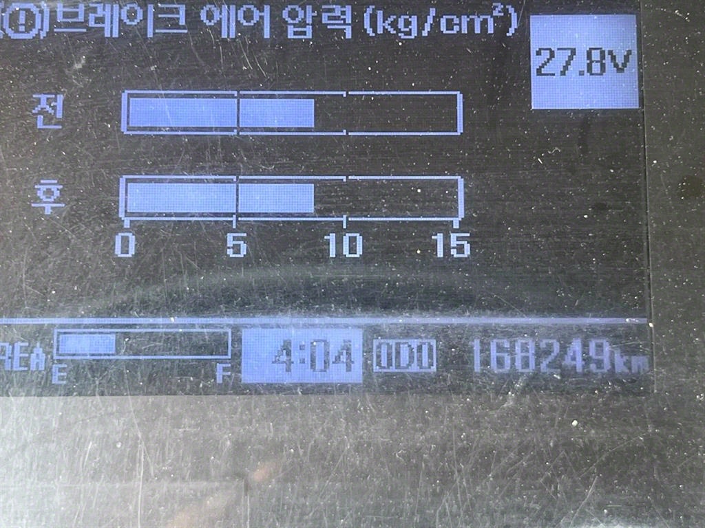 메가트럭 와이드캡 300 윙바디 4.5톤 수동