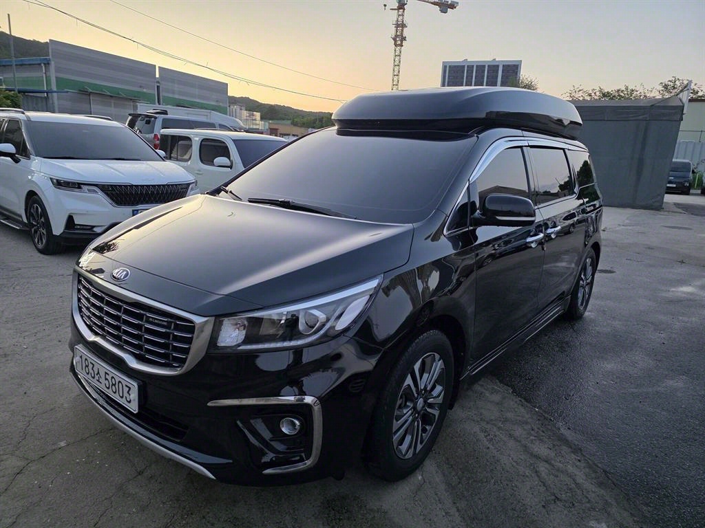 Kia Carnival Diesel High Limousine Luxury