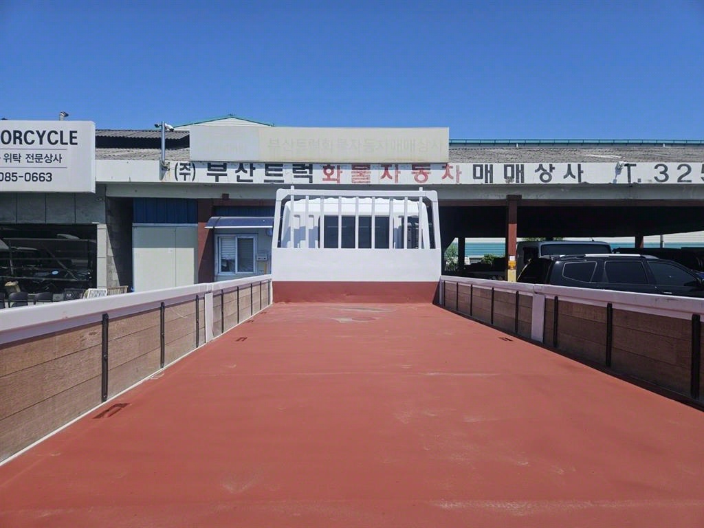 메가트럭 단바리 카고 5톤 수동