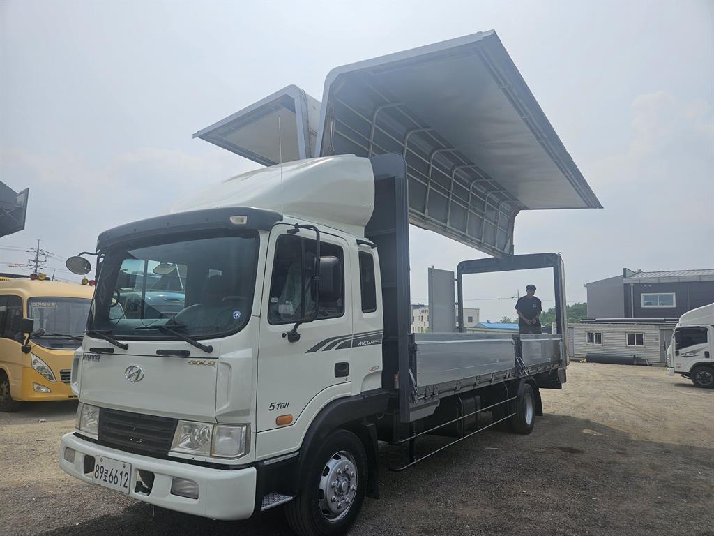 메가트럭 단바리 윙바디 5톤 수동