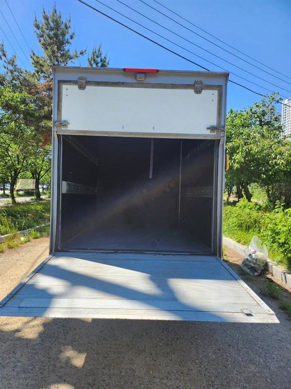 Hyundai Porter Super Cab/ Long Wheelbase Smart 8