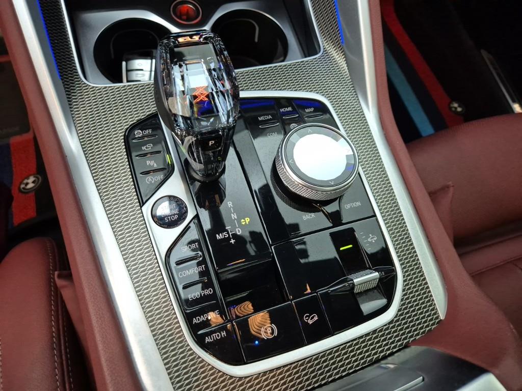 BMW X6 xDrive 40i M Sport 9